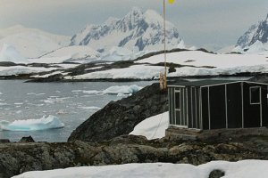 Украина собирается искать в Антарктике полезные ископаемые