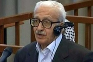 Приговоренный к казни Тарик Азиз начал голодовку