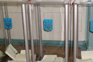 Партія регіонів перемагає в Сімферополі й у держраді, й на виборах мера - екзит-пол R&B