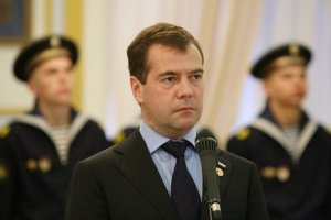 Медведев: В России слишком много вузов