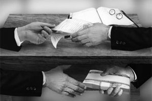 60% українців вважають продажними суддів і депутатів