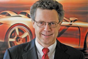 Топ-менеджер Porsche очолить Bentley і Bugatti