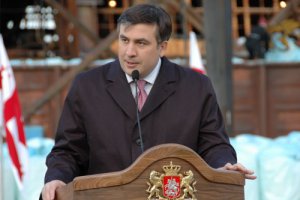 Саакашвили отказался от применения силы в борьбе за Абхазию и Южную Осетию