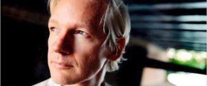 Основатель WikiLeaks добровольно придет в полицию