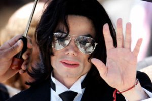 Новий альбом Майкла Джексона ще до виходу опинився в центрі скандалу