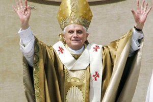 Папа Римський виступив з різдвяним посланням у Ватикані