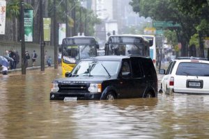 Повінь у Бразилії забрала життя більше 200 осіб