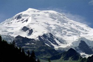 Французькі рятувальники поки не мають змоги допомогти українським лижникам