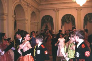 У Сумах уперше за останні сто років відбувся Новорічно-різдвяний кадетський бал