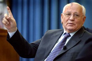 Горбачев приветствует революции в арабском мире
