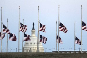 В США украинскую оппозицию считают дискредитированной, а новой власти верят все меньше