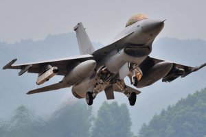 Південна Корея проводить чергові військові навчання