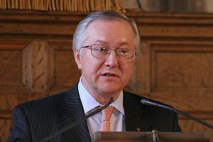 Депутати Європарламенту обурені заявою Януковича про «наймитів»