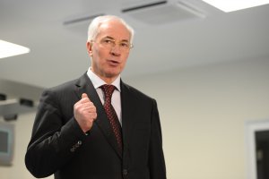 Азаров: українські бойові кораблі мають боротися з піратами