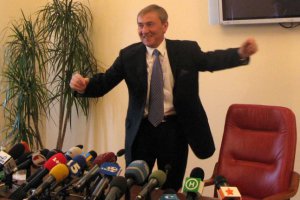 Черновецкий появился на работе