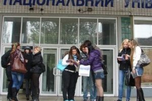 Донецкая прокуратура назвала законными действия администрации ДонНУ по отношению к журналистам