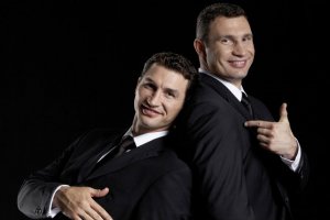 Братья Кличко не покинут бокс, пока не заберут пояс WBA у Хэя