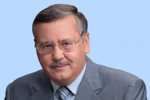 Гриценко: Переговорам про об’єднання опозиції заважають «нещирість та подвійне дно»
