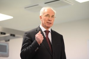 Азаров доручив Попову пошуки Черновецького