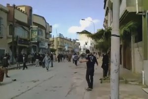У Лівії відкрили снайперський вогонь по демонстрантах