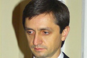 Принятие закона о госслужбе станет позитивным шагом, но реформой его не назовешь