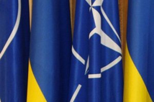 Україна й НАТО проводитимуть консультації щодо безпеки на Євро-2012