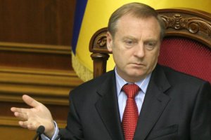 Лавринович готовий пожертвувати нормою про безпартійність держслужбовців заради прийняття 