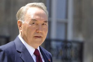 Казахстан: Из 22 кандидатов на пост президента осталось только четверо