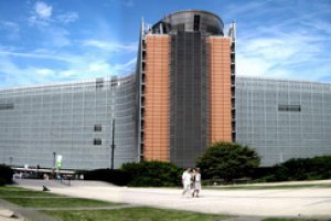 Єврокомісія буде відправляти нелегалів назад до Тунісу