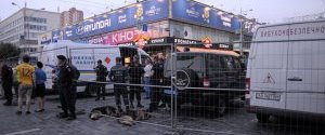 У центрі Києва частково відновився рух транспорту