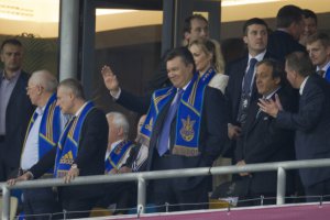 Янукович раздал награды за Евро-2012