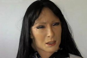 Вченим вдалося навчити робота виражати емоції (відео)