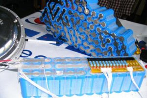 Разработаны аккумуляторы, заряжающиеся за 20 секунд