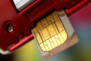 Украинцев обяжут покупать SIM-карты по паспорту