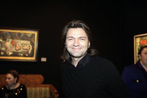 Новым ведущим 