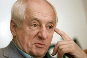 Марк Захаров посоветовал РПЦ разоблачать не Pussy Riot, а марксизм-ленинизм