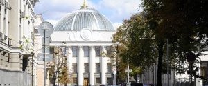 Рада предварительно одобрила очередное повышение акцизов на алкоголь и сигареты