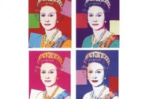 Елизавета II купила четыре своих портрета работы Энди Уорхола