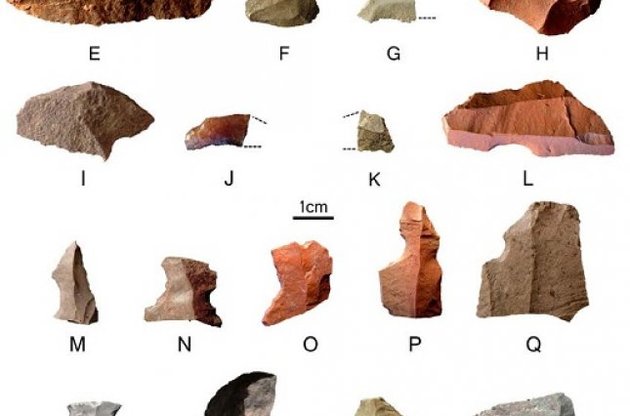 В Южной Африке ученые обнаружили древнейшие орудия, которые использовались 70 тыс. лет назад (ФОТО)