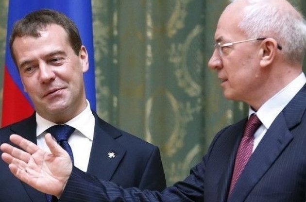 Азаров запевнив Росію, що не вважає членство України в Митному союзі незаконним