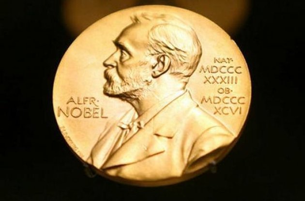 Нобелівські лауреати виступили проти присудження Євросоюзу премії миру