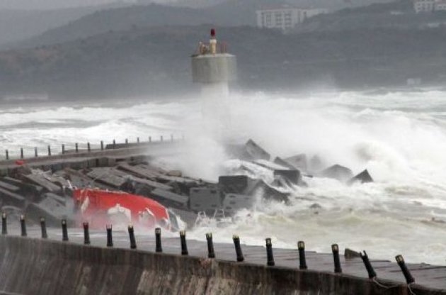 Стамбул и его окрестности с вечера 3 декабря находятся во власти стихии
