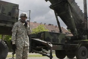 НАТО приступило до розгортання комплексів Patriot на кордоні Туреччини та Сирії