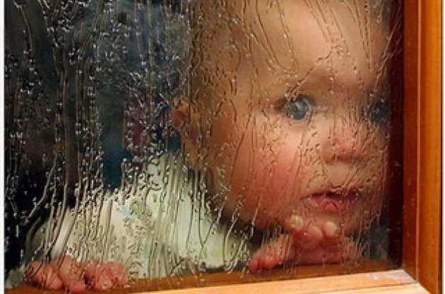 По итогам 2012 года украинцы усыновили втрое больше детей, чем иностранцы