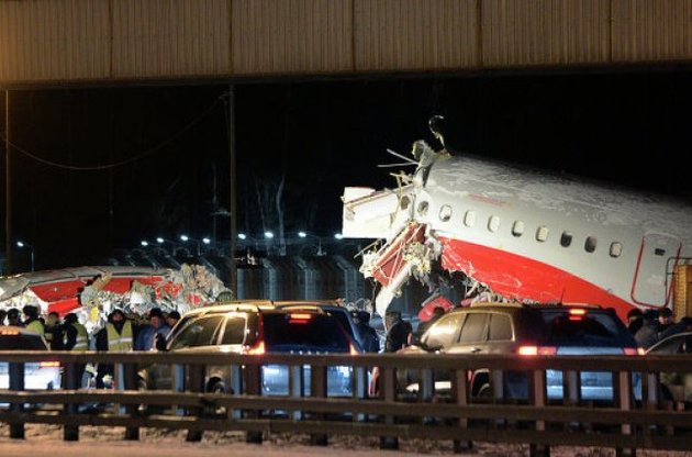 Злітну смугу аеропорту виключили з причин катастрофи літака Ту-204 у Внуково