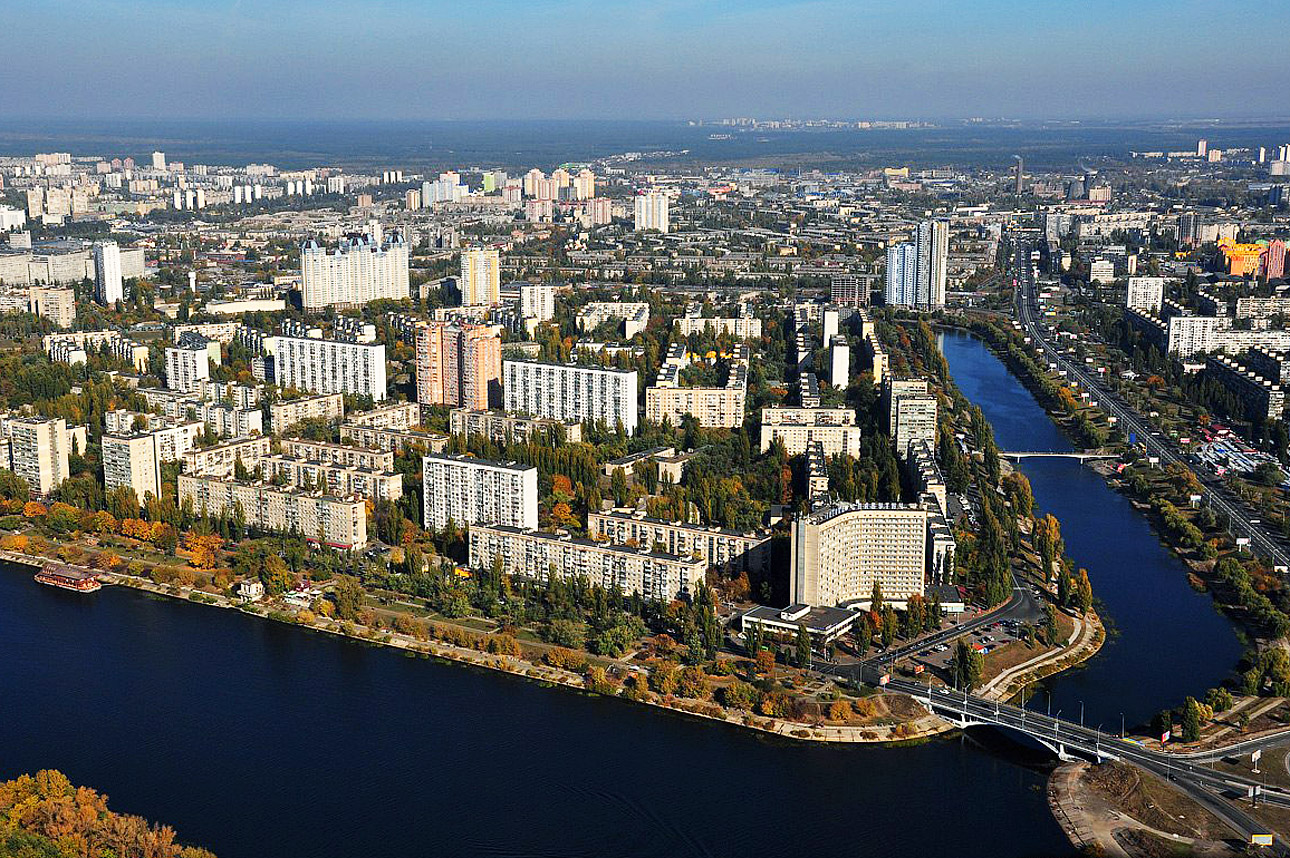 Масив Русанівка з висоти пташиного польоту