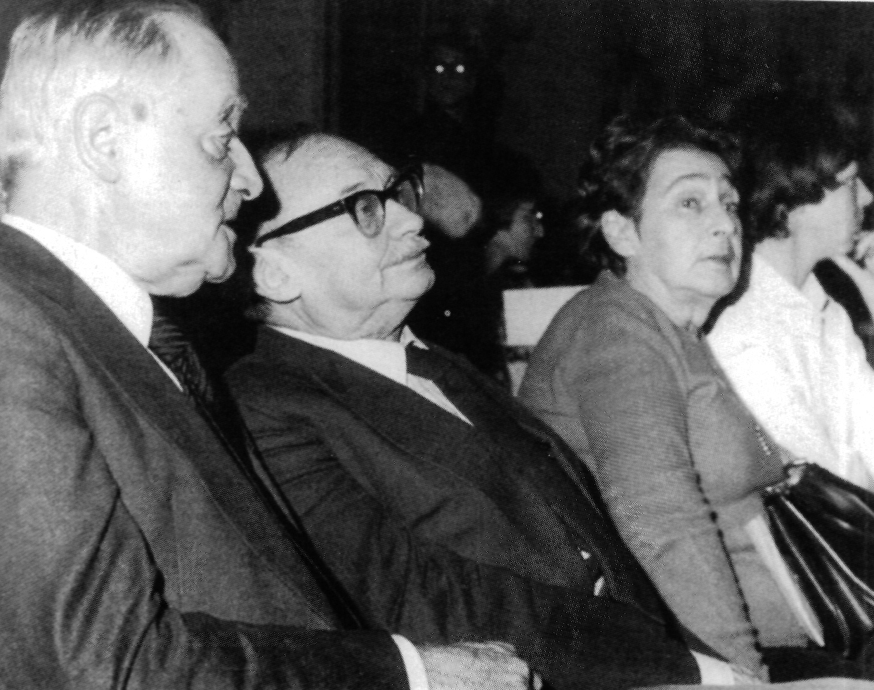 Ежи Гедройц на вручении Нобелевской премии Ч.Милошу. Декабрь 1980, Стокгольм