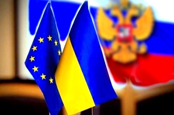 Украина начнет переговоры одновременно с ЕС и Россией
