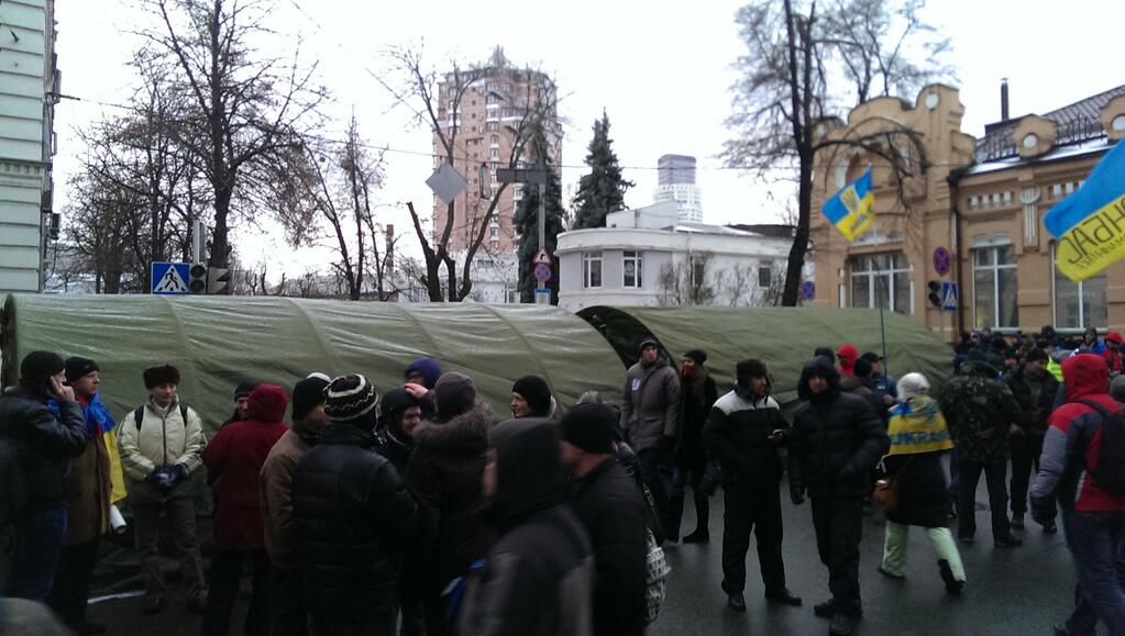 Намети в Кріпосному провулку