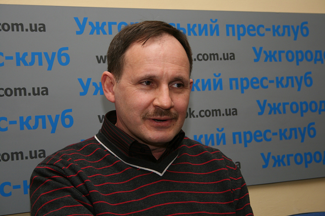 Мирослав ДОЧИНЕЦЬ